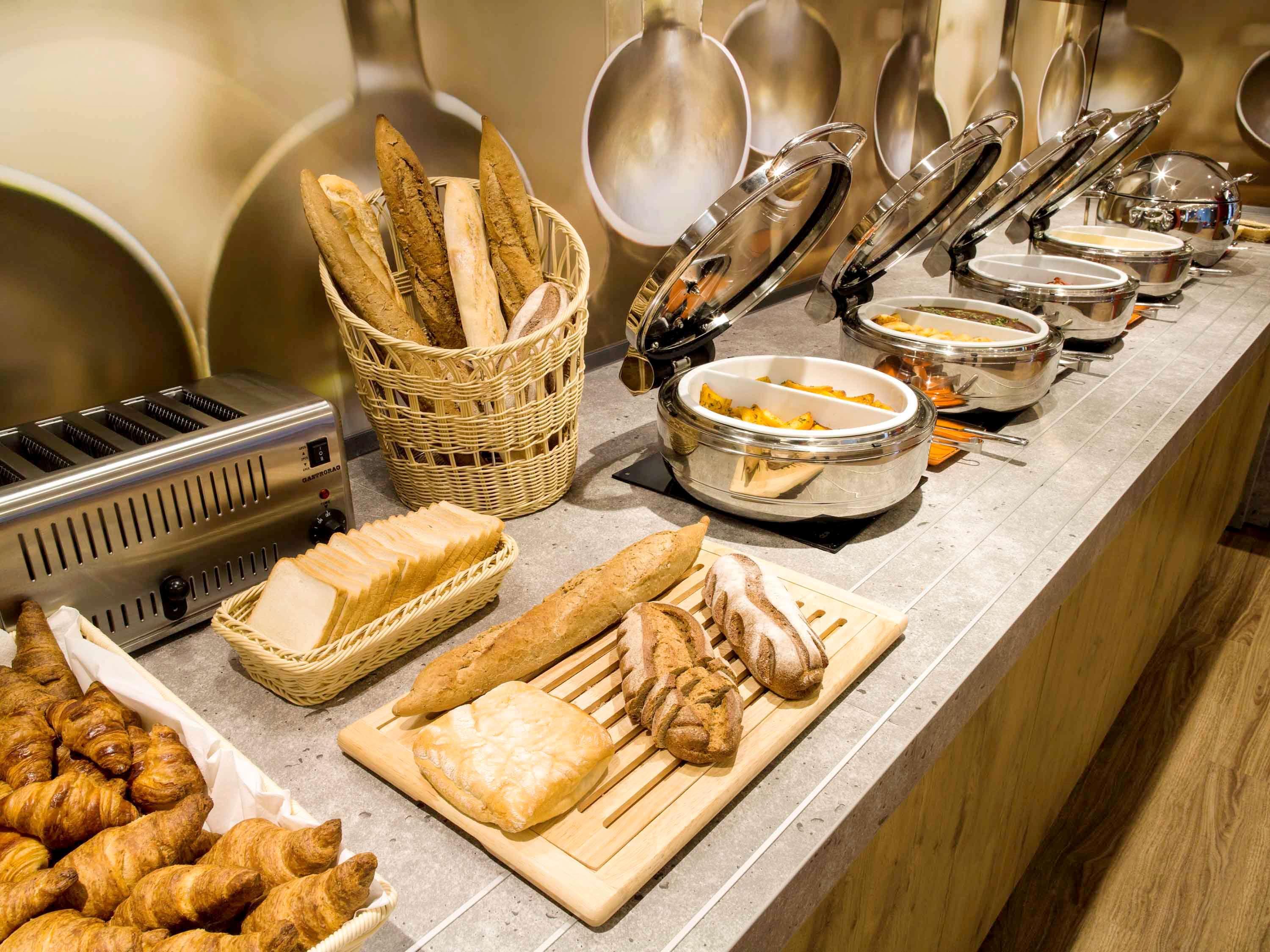 Ibis Yerevan Center Ngoại thất bức ảnh