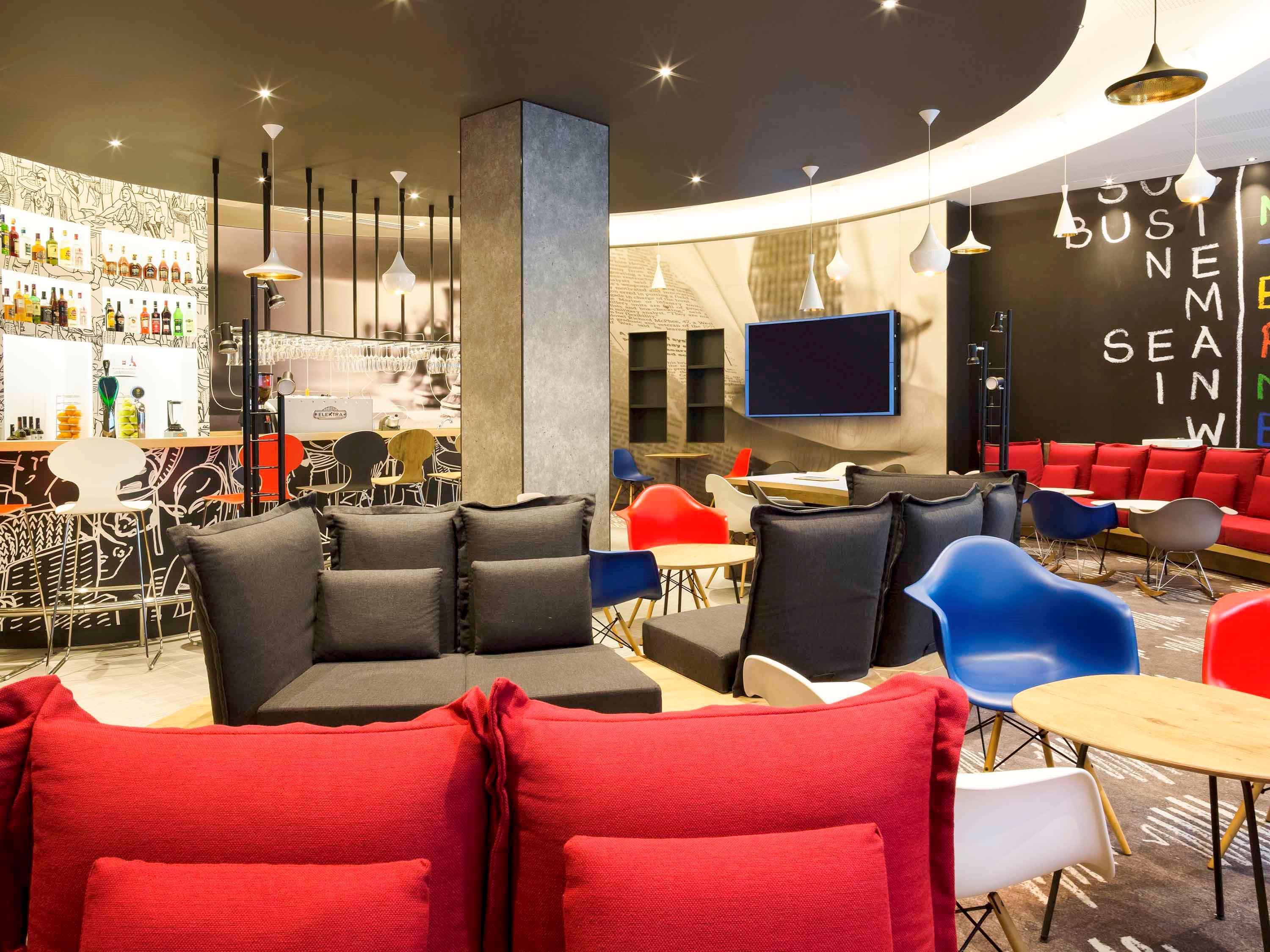 Ibis Yerevan Center Ngoại thất bức ảnh