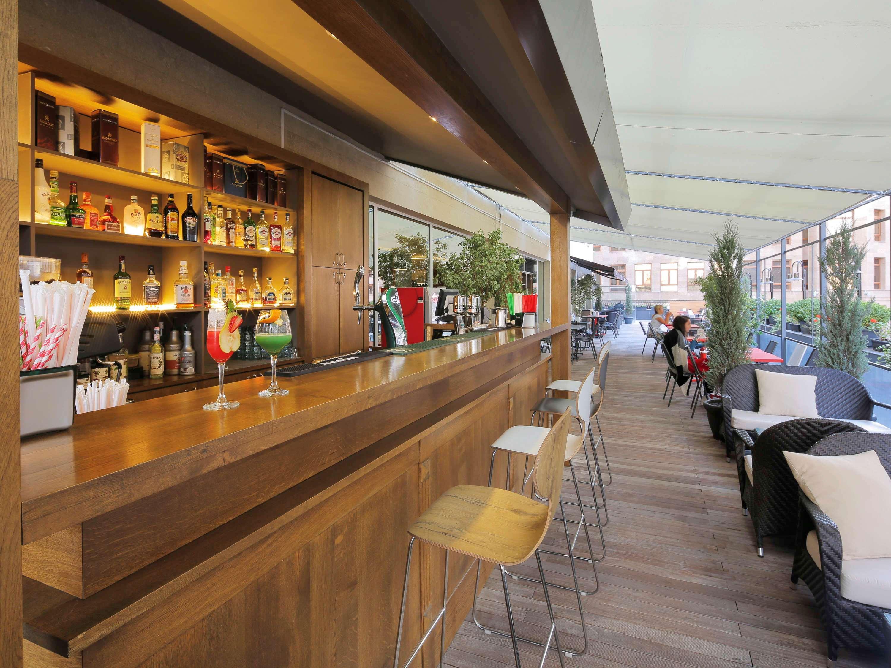 Ibis Yerevan Center Ngoại thất bức ảnh